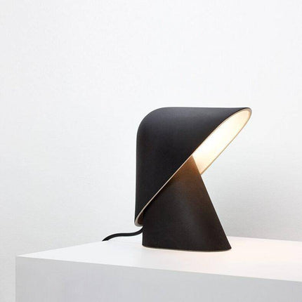 Lampe à poser LED avec abat-jour triangulaire coloré design Luxury — LZ4X9T2