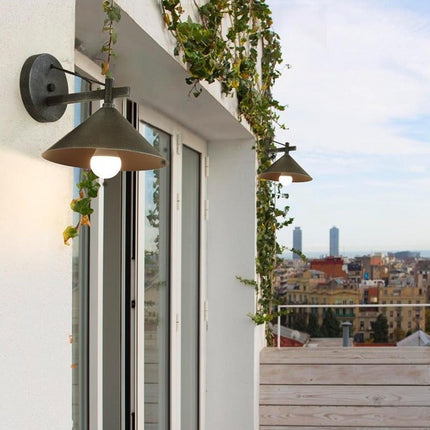 Applique murale extérieure style industriel en métal Courty — LZ4X9T2