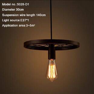 Suspension rustique en forme de roue avec lampes apparentes — LZ4X9T