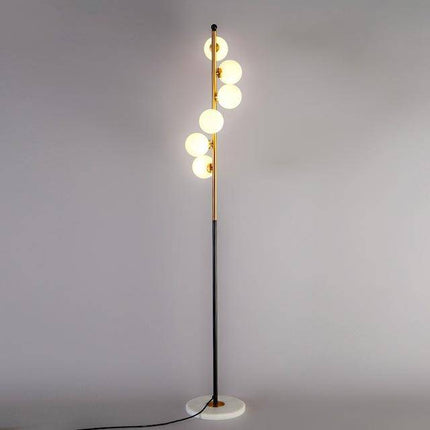 Lampadaire LED design moderne à globe en verre doré — LZ4X9P2