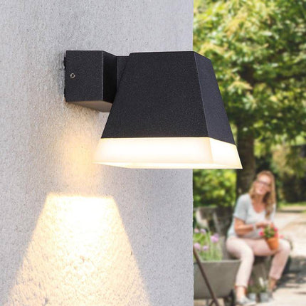 Applique murale LED pyramide en aluminium extérieur — LZ4X7Q2