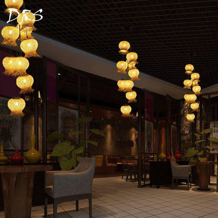 Suspension LED en rotin aux formes arrondies design créatif — LZ4B7XQ