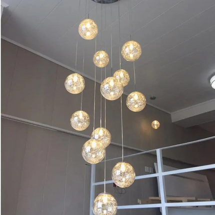 Suspension boule en verre pour éclairage d’escalier moderne — LZ4X9T2