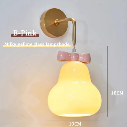 Suspension en verre avec nœud rose pour chambre d’enfant — LZ4X9P2