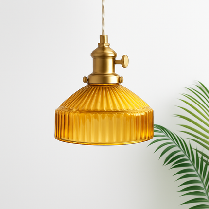 Suspension scandinave en verre vert — LZ4X9M2