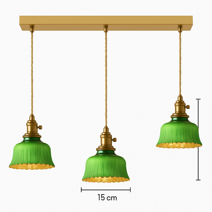Suspension scandinave en verre vert — LZ4X7P9Q