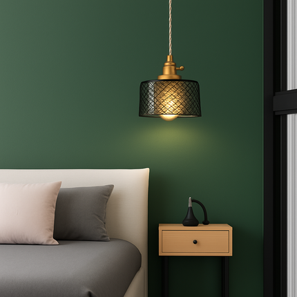 Suspension scandinave en verre vert — LZ4X7P9Q