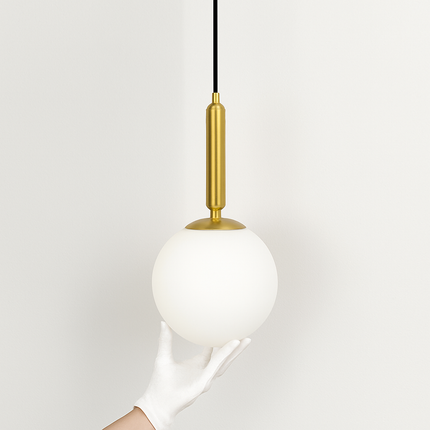 Suspension élégante avec abat-jour sphérique doré — LZ4X9T